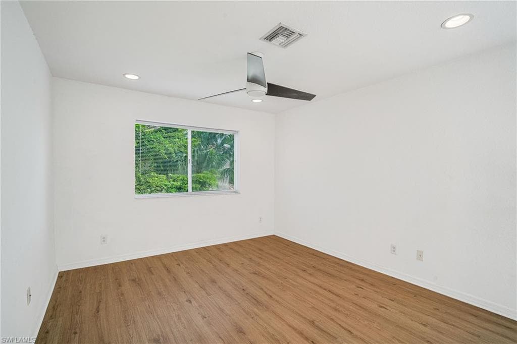 3174 Antica ST-10