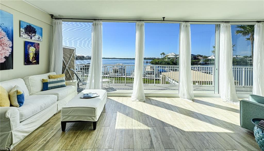 4975 Bonita Beach RD 106-8