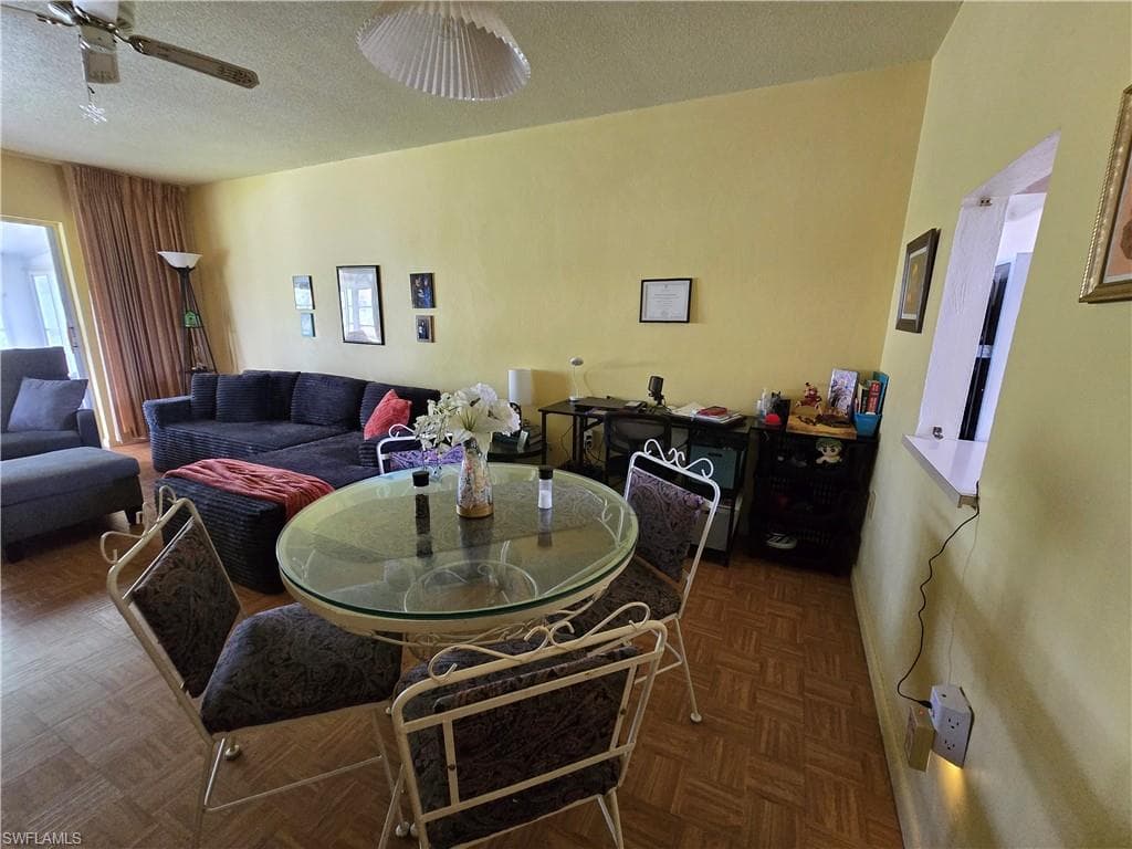 634 Joel BLVD-5