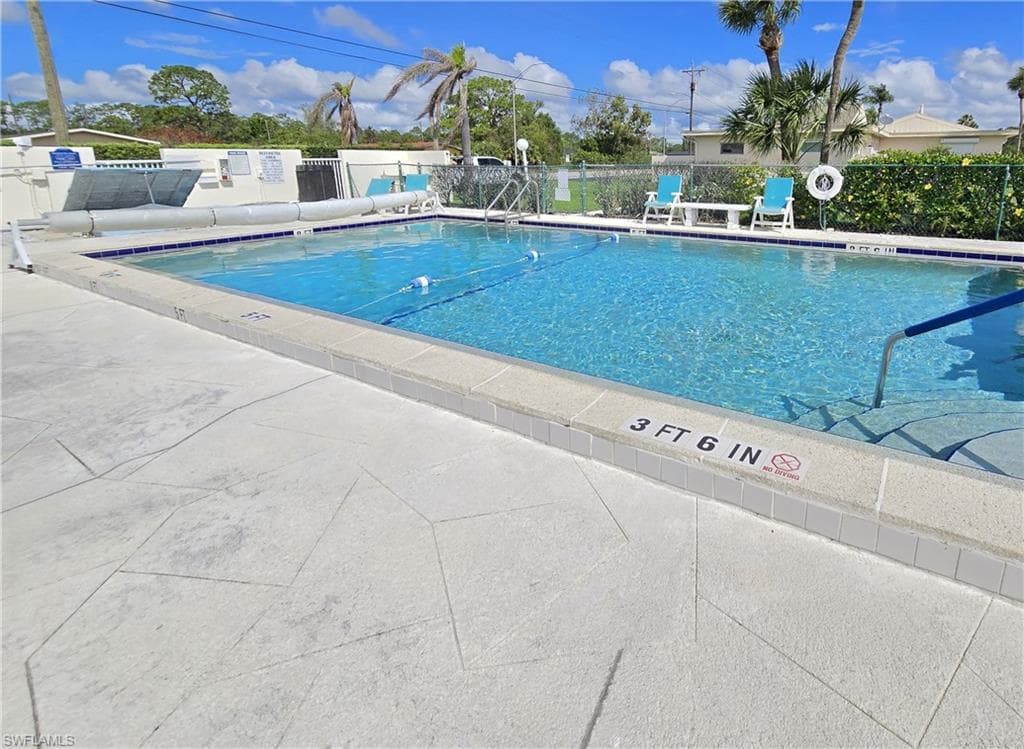 634 Joel BLVD-23