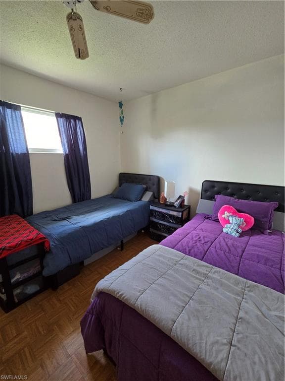 634 Joel BLVD-14