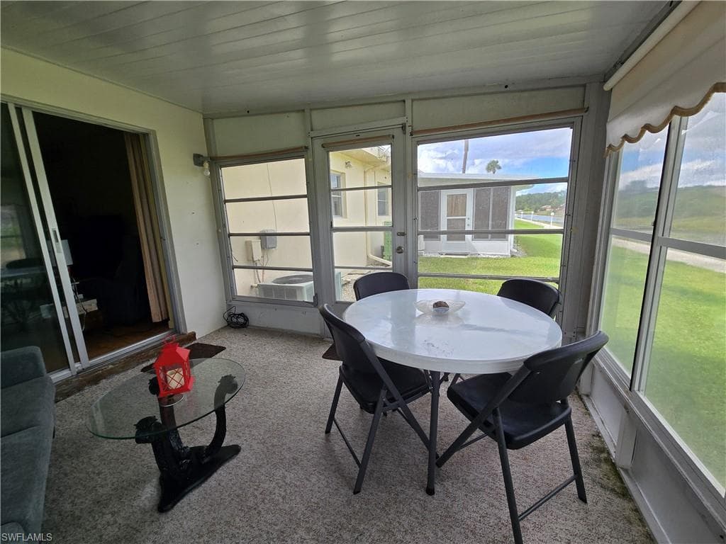 634 Joel BLVD-20