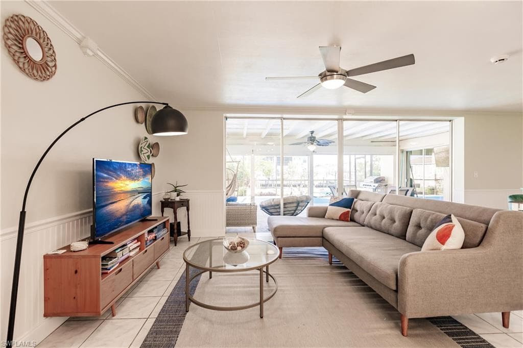 1437 Vendome CT-9