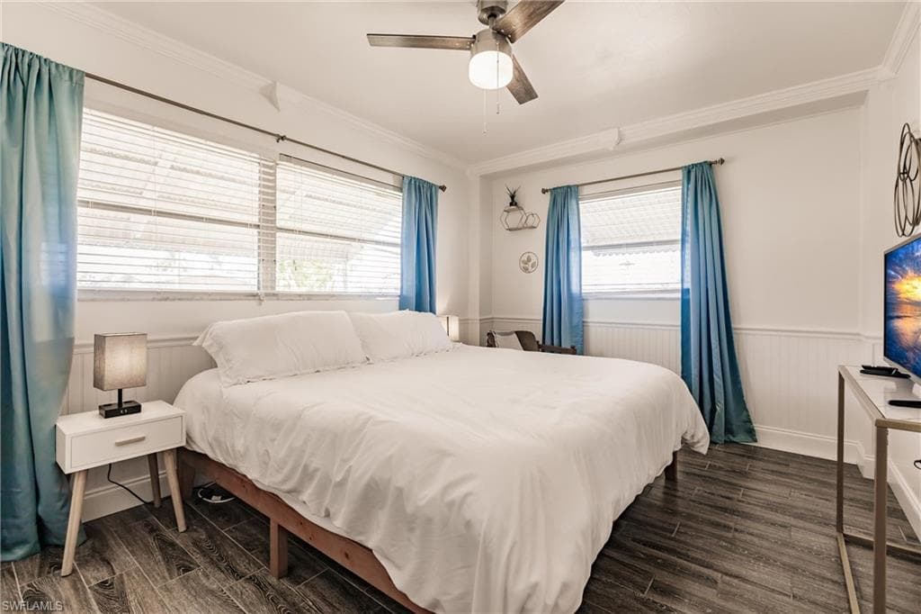 1437 Vendome CT-24