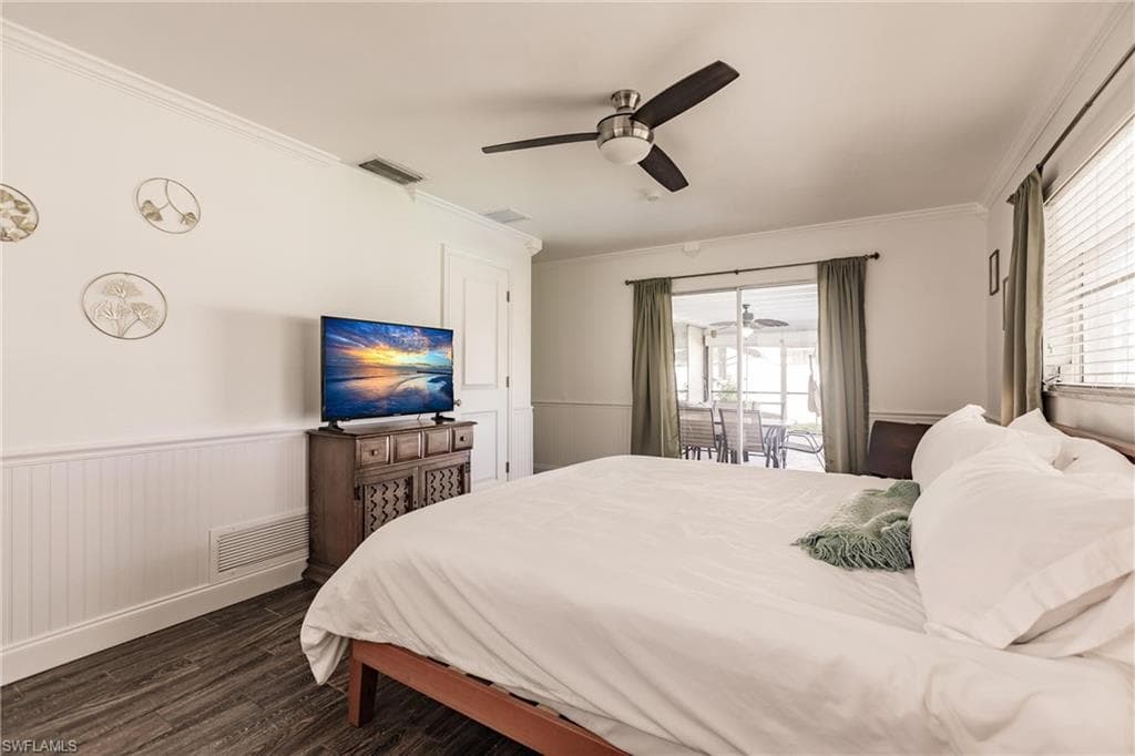 1437 Vendome CT-19
