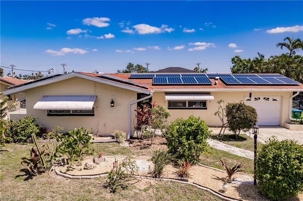 1437 Vendome CT-44