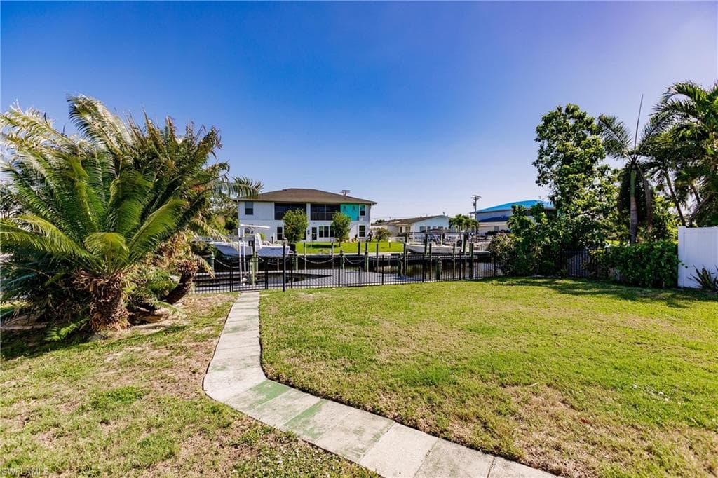 1437 Vendome CT-40