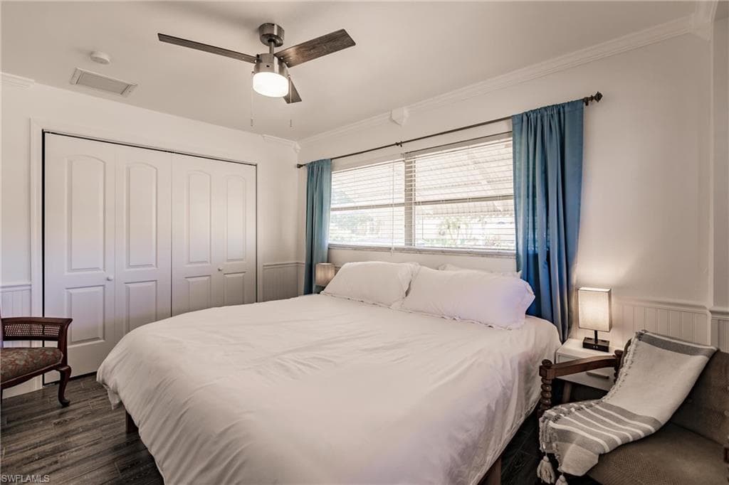 1437 Vendome CT-25