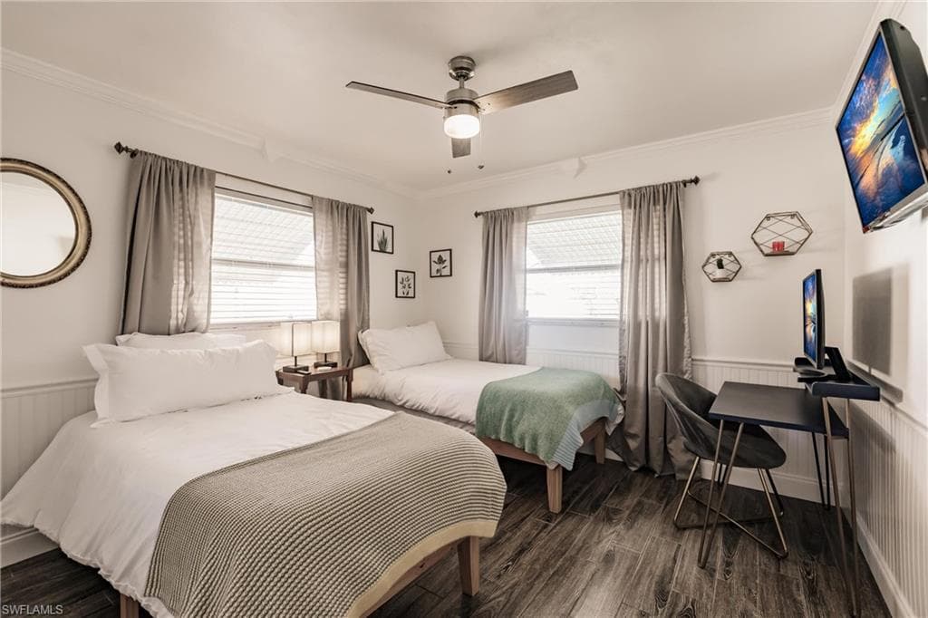 1437 Vendome CT-21
