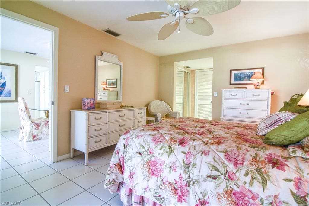 4632 Gulf AVE-22