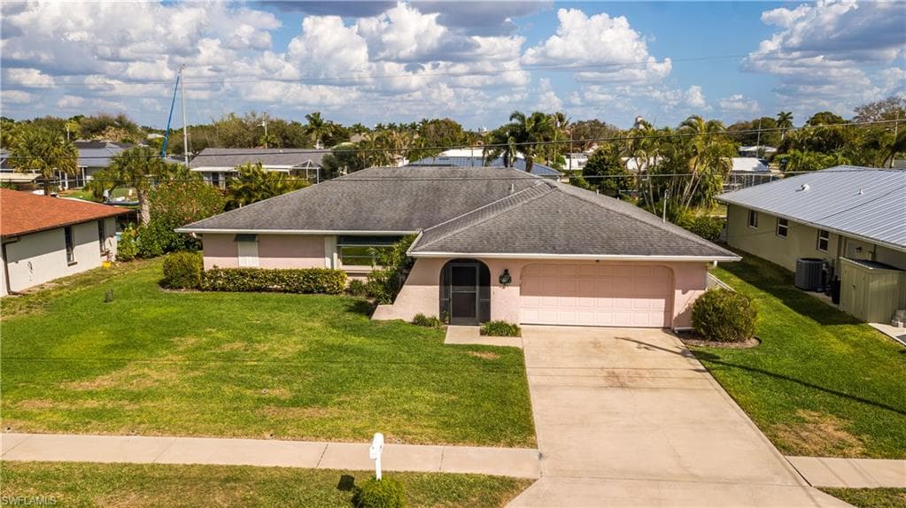 4632 Gulf AVE-40