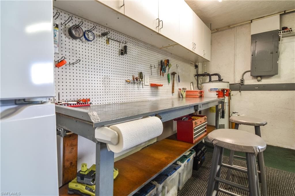 4632 Gulf AVE-39