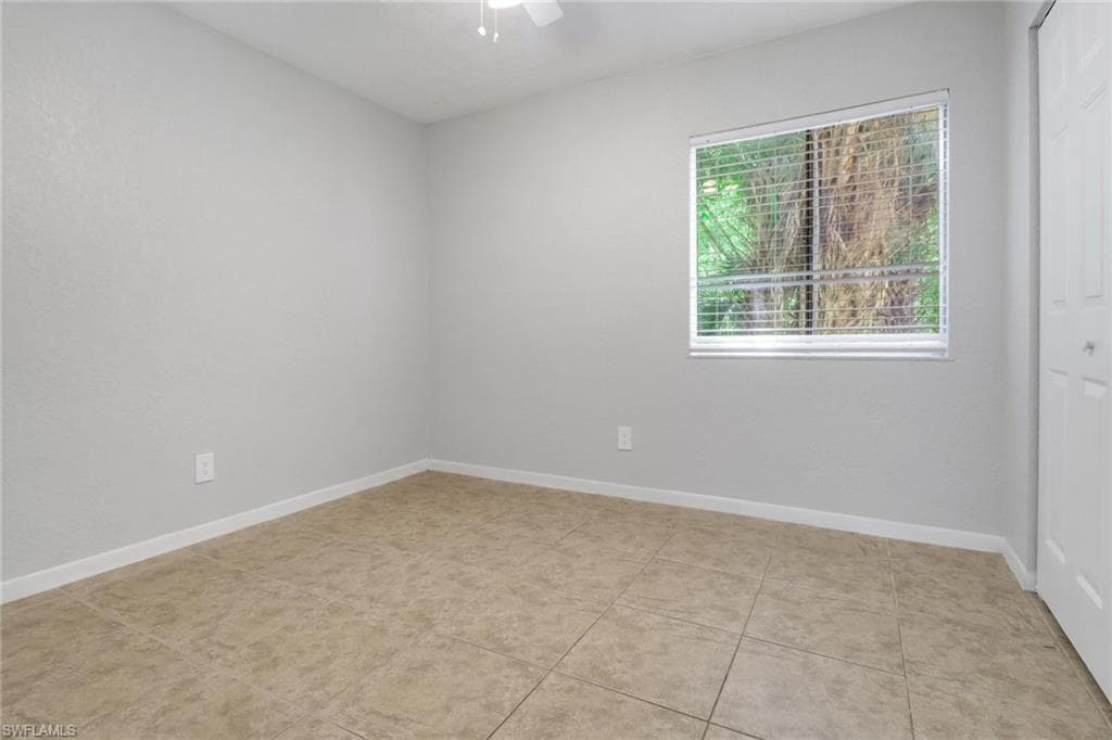 4635 Bayshore DR P4-13