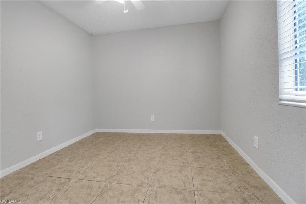 4635 Bayshore DR P4-12