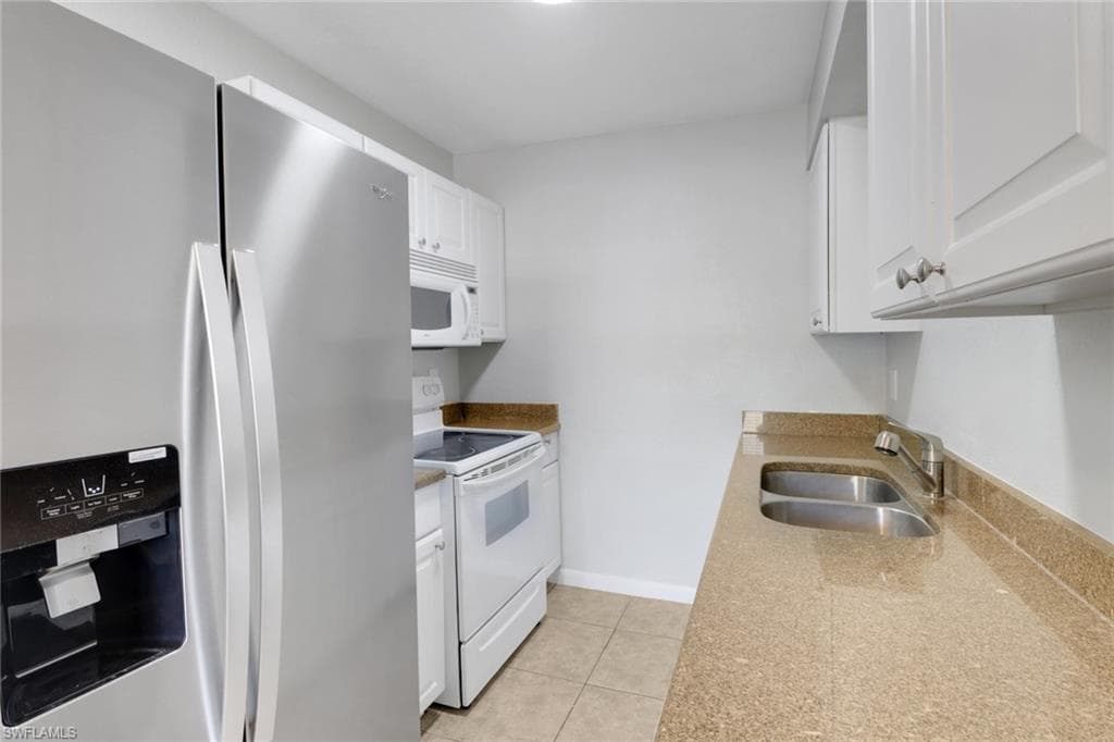 4635 Bayshore DR P4-1