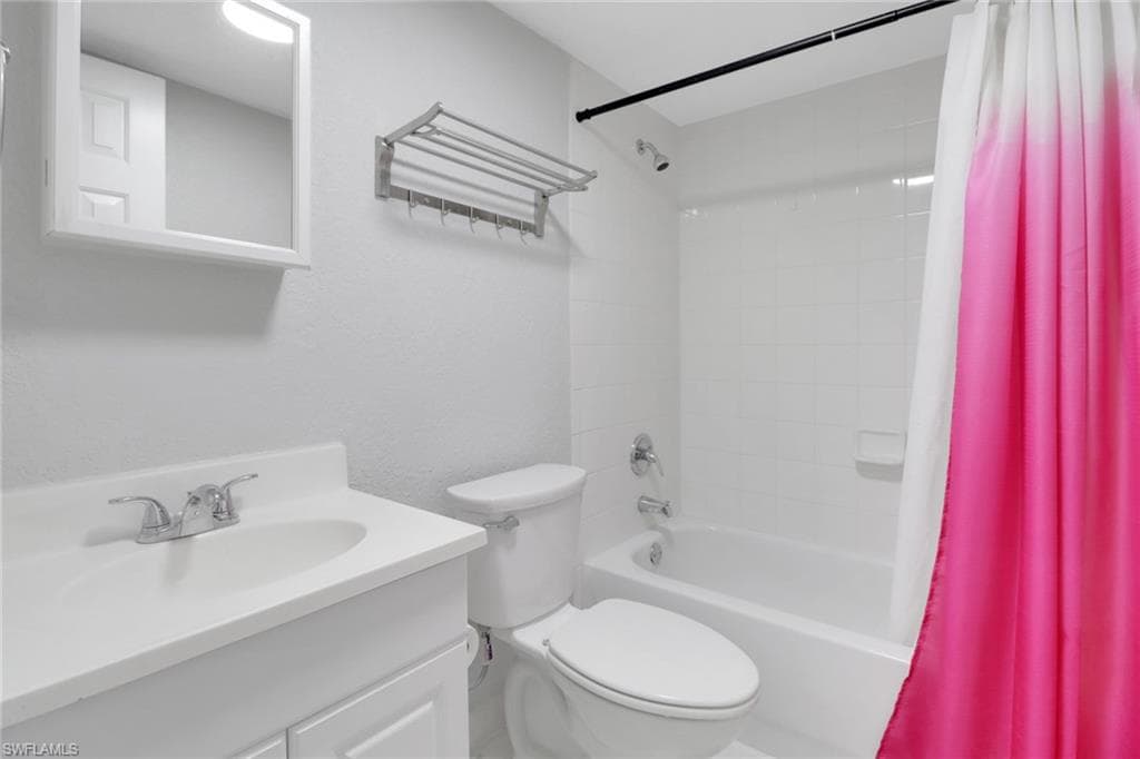 4635 Bayshore DR P4-10