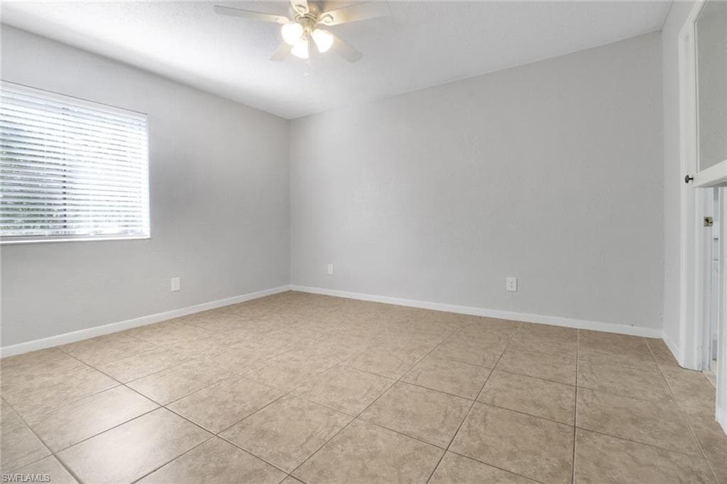 4635 Bayshore DR P4-18