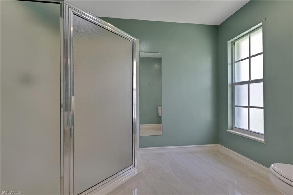 219 Monterey DR-17