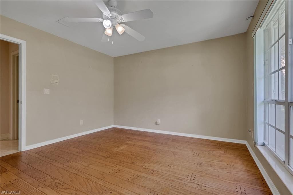 219 Monterey DR-21