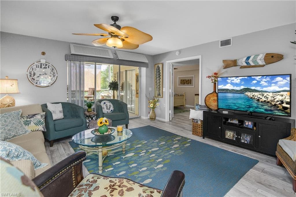 15475 Cedarwood LN 203-7