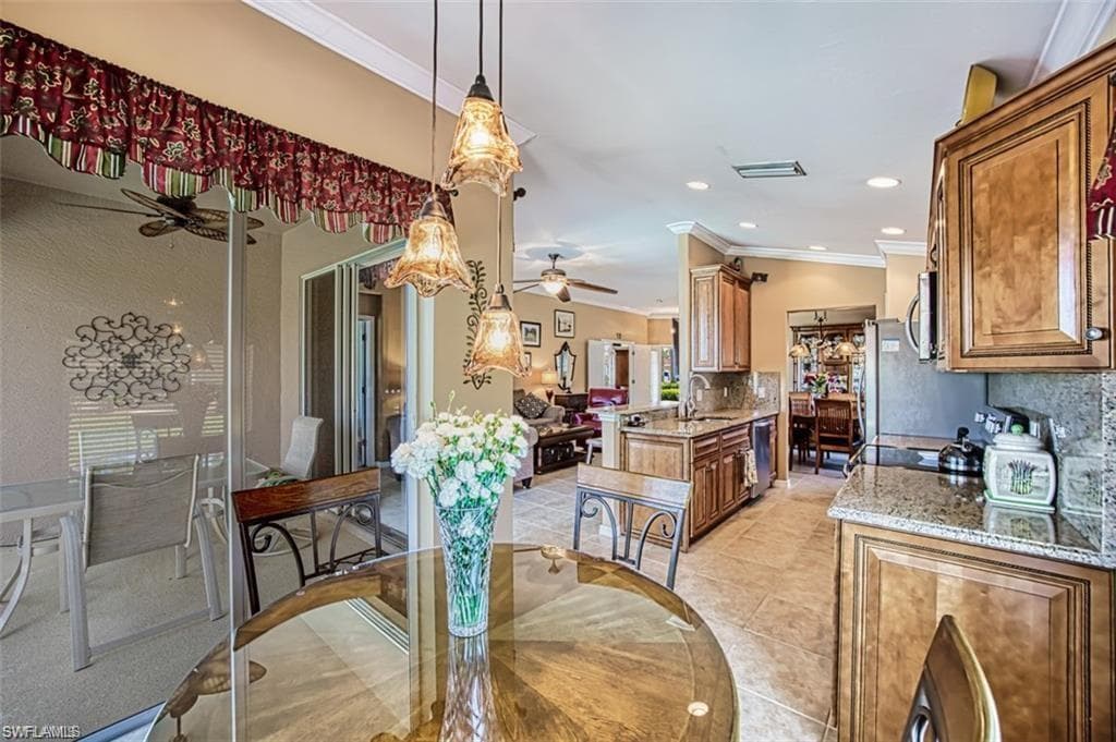 10092 Oakhurst WAY-9