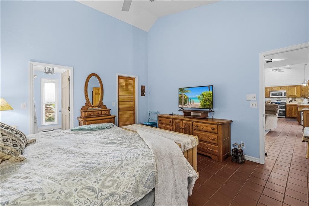 16353 Buccaneer ST-16