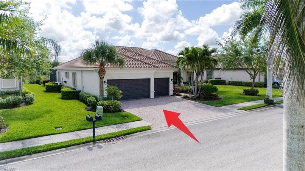 11015 Longwing DR-2