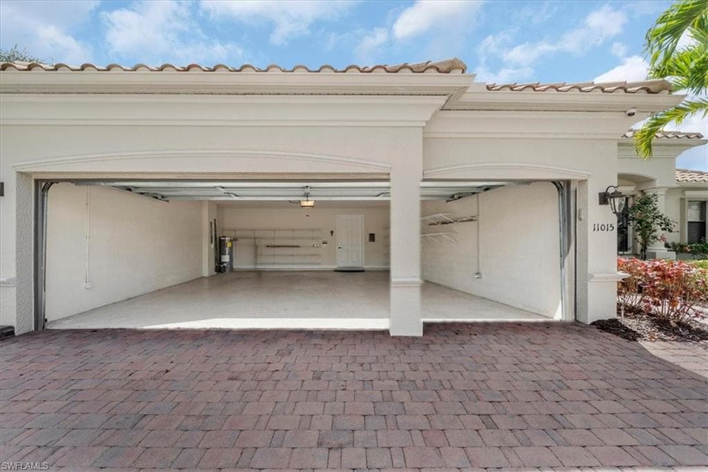 11015 Longwing DR-40