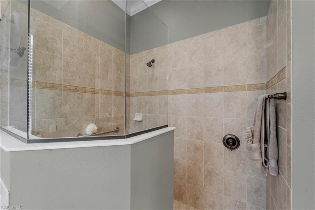 11015 Longwing DR-29