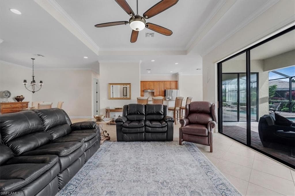 11015 Longwing DR-4
