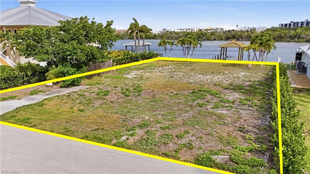 8061 Lagoon RD-7