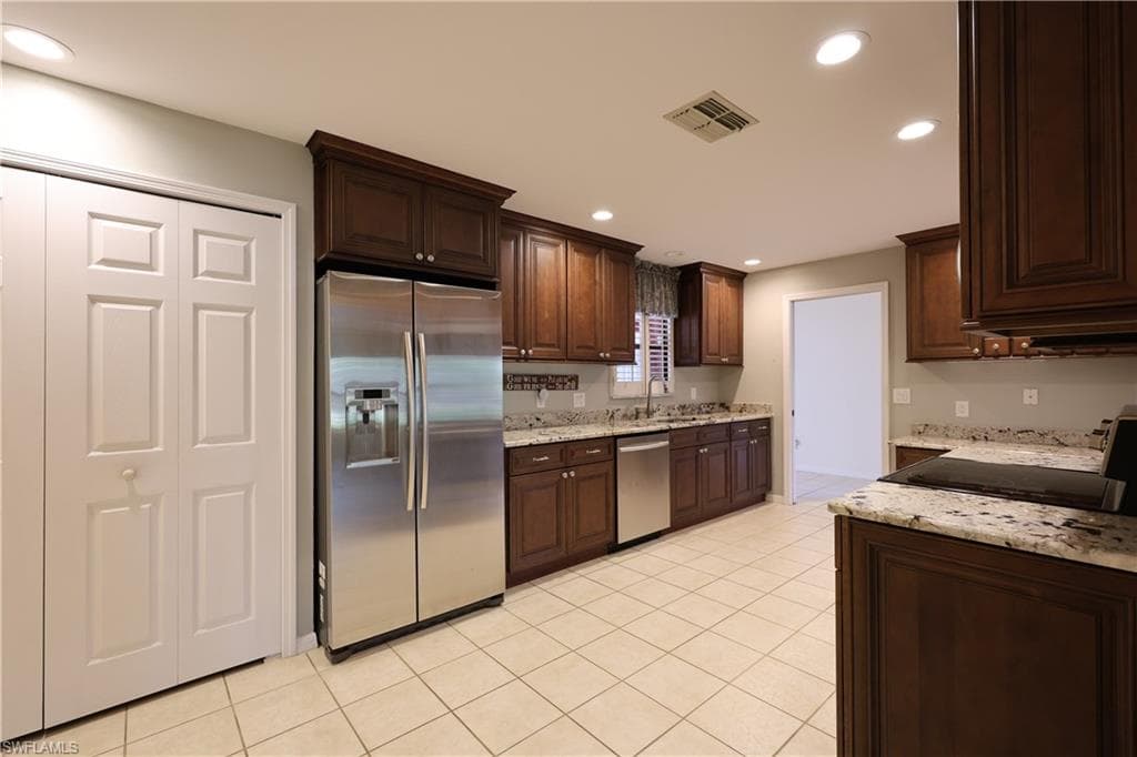 12840 Dornoch CT-9