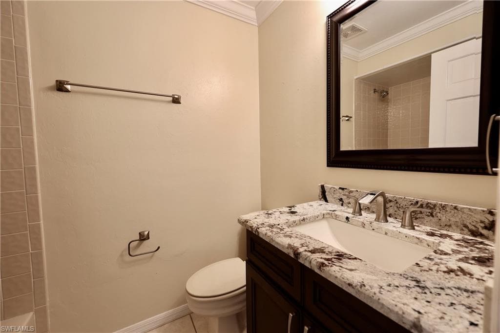 12840 Dornoch CT-33