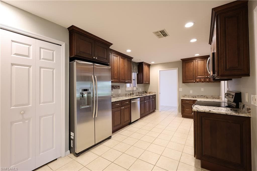 12840 Dornoch CT-11