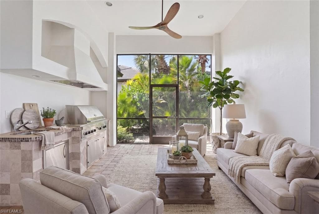 3027 Mona Lisa BLVD-27