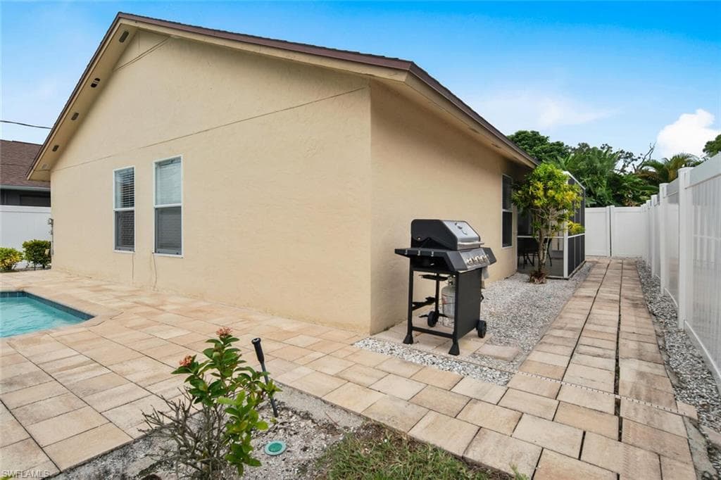 534 96th AVE N-14