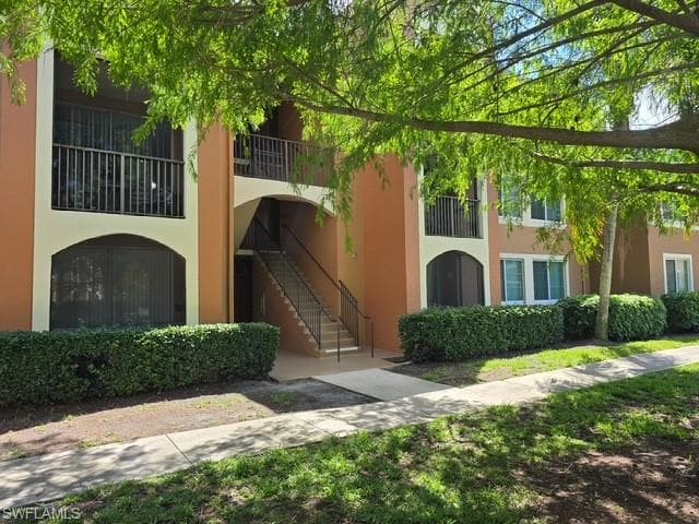 1210 Reserve WAY 204-1