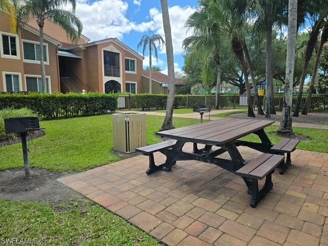 1210 Reserve WAY 204-33