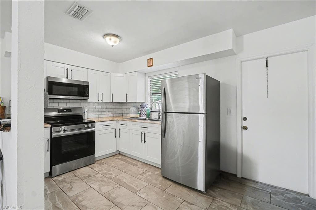 2208/2210 Iris WAY-26