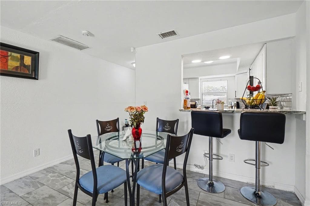 2208/2210 Iris WAY-7