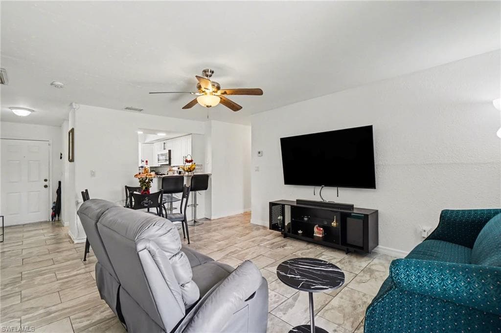 2208/2210 Iris WAY-3