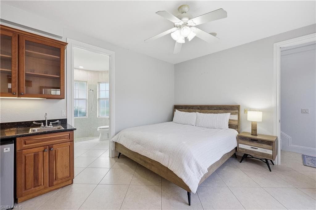 2844 Coco Lakes DR-32