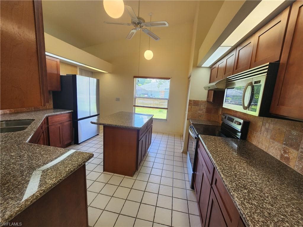 17264 Oriole RD-7
