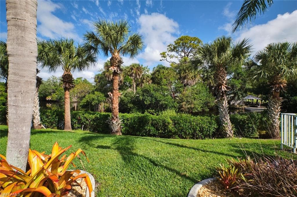 15256 Riverbend BLVD 202-32