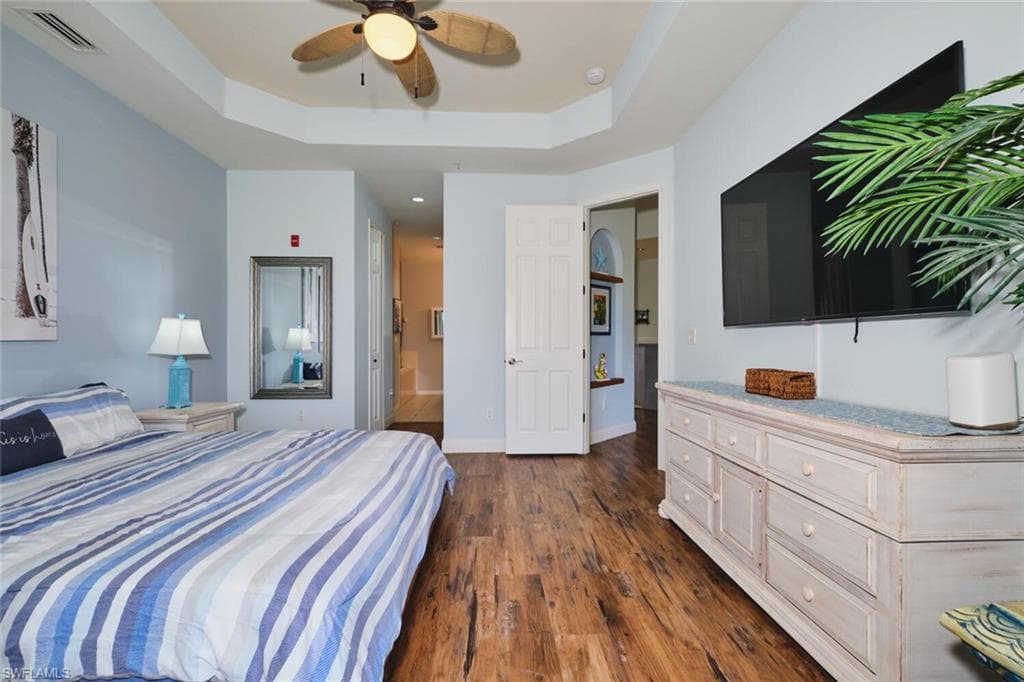 15256 Riverbend BLVD 202-15
