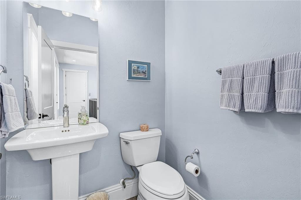 5691 Marimin DR-23