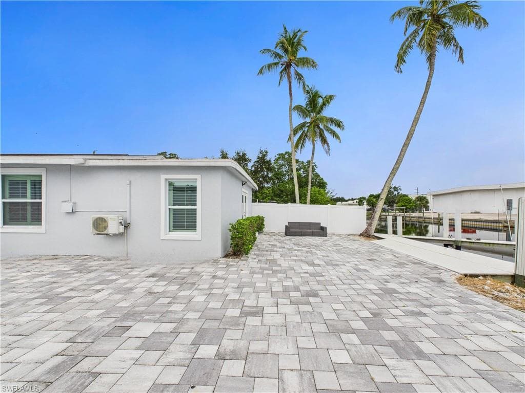 567 13th ST N-22