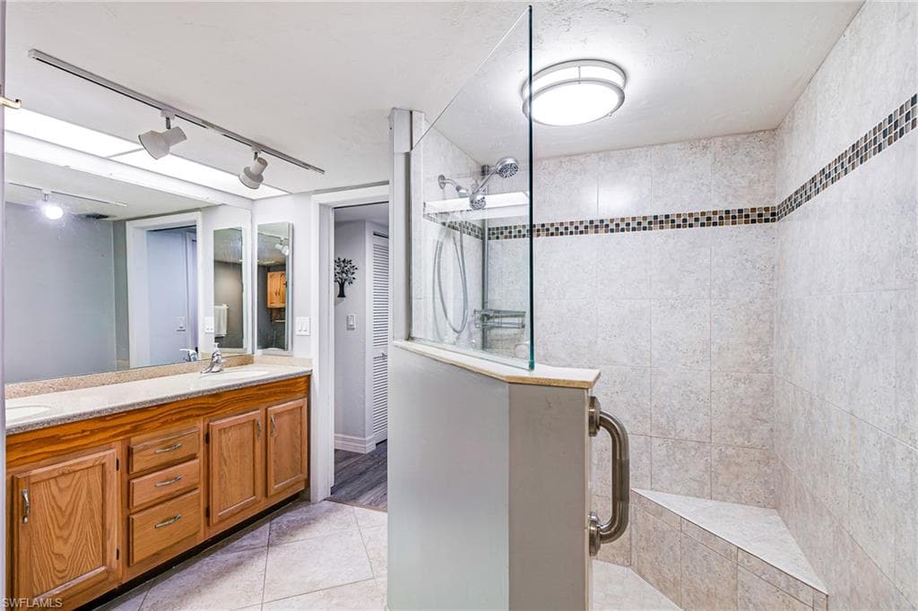 7161 Golden Eagle CT 1011-20