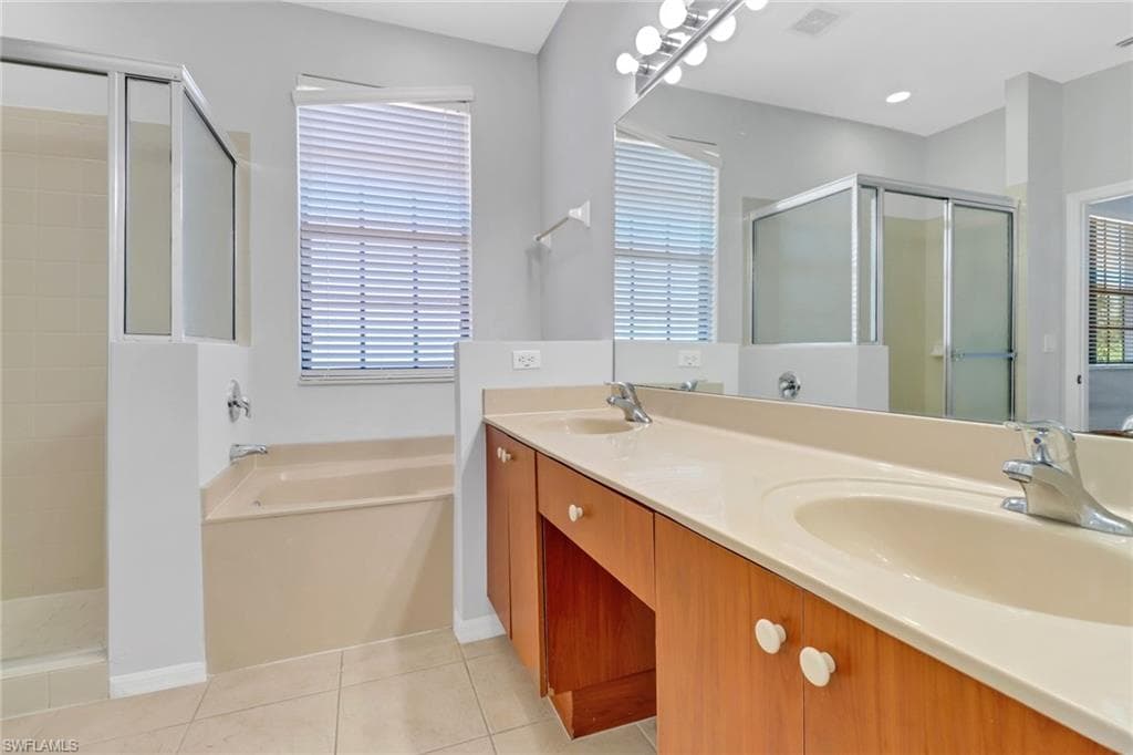 15243 Summit Place CIR 247-11