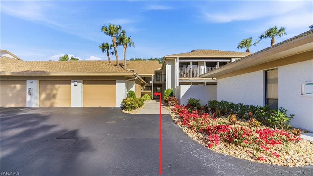 517 Lake Louise CIR 103-31